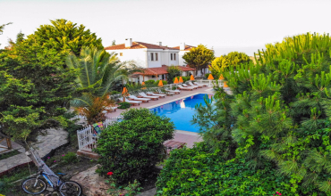 Bozcaada Destina Suit Otel